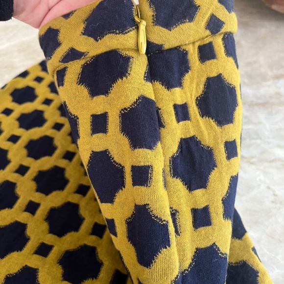 Geometric Skirt - Picture 3 of 8